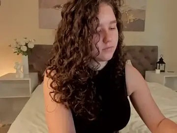 Stripchat Nude Webcam of Ariella_Sol