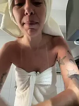 Stripchat Adult Webcam of Gipoltergeist