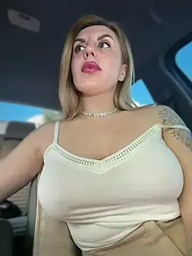 Stripchat Best live sex cam show of MilfNextDoor20