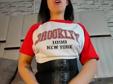 Stripchat Live Porn of AngelaLinaresx69