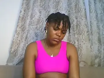 Stripchat Nude Webcam of dollface_bela