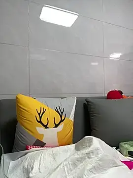 Stripchat Adult Webcam of Puting_q