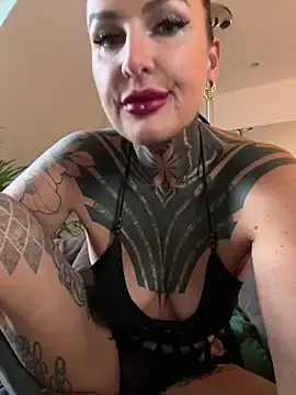 Stripchat Nude Webcam of KathaleaNoir