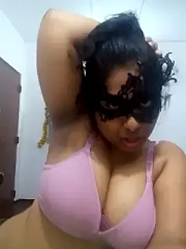 Stripchat Adult Webcams of Expose_Queen