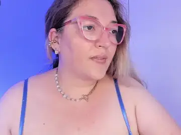 Stripchat Live Sex of Naty_Mature_