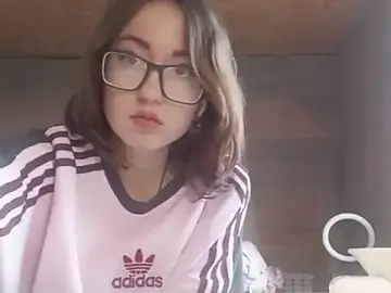 Stripchat Live Sex Cam of OliviaMoment