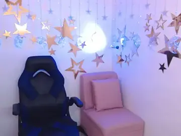 Stripchat Sex Cam of maira_tf