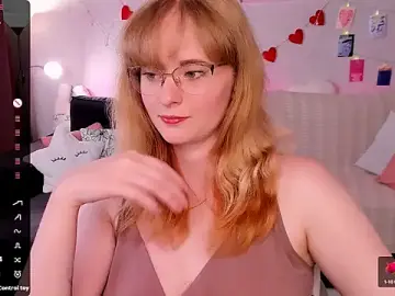 Stripchat Live Sex of Aemilia_