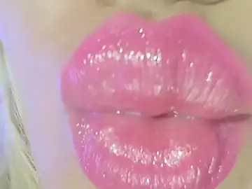 Stripchat Best live sex cam show of karol_stom