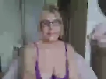 Stripchat Sex Chat of sweet_raspberry