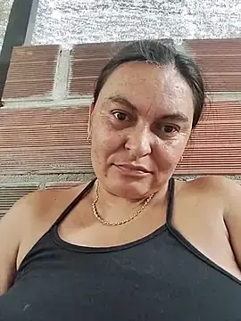 Stripchat Free Live Porn of Horny-Mommy-Dirty