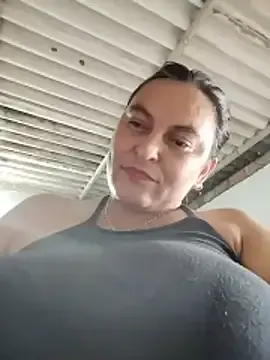 Stripchat Adult Webcam of Horny-Mommy-Dirty