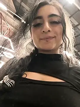 Stripchat Free Porn Cam of Lila_Desiree