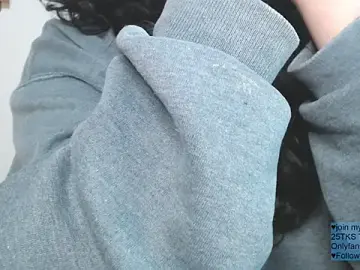 Stripchat Free Porn Cam of Marci_owo