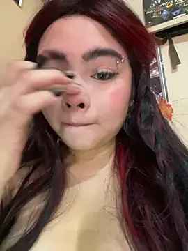 Stripchat Free Porn Cam of pinkybombon