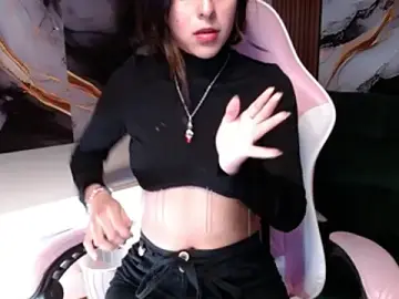 Stripchat Free Live Porn of ling_ling24