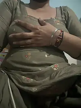 Stripchat Live Sex Cam of Punjabi_Bhabhi_07