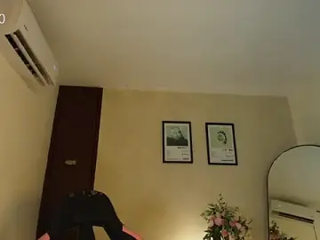 Stripchat Sex Cam of SweetJennaa