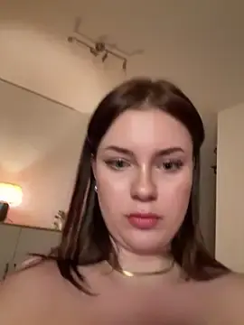 Stripchat Free Live Porn of MaribelRiver