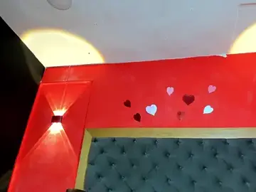 Stripchat Free Live Porn of YayaHilton