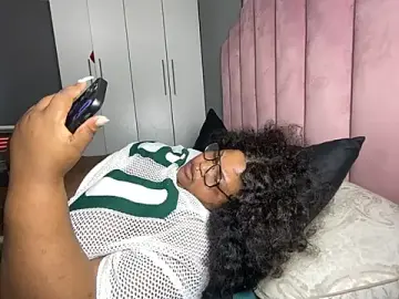 Stripchat Sex Cam of MissLola27