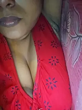 Stripchat Sex Cam of sexyindi_couple