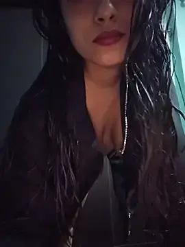 Stripchat Free Live Porn of sexyindi_couple