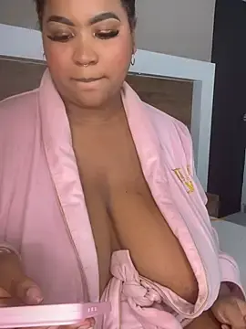 Stripchat Live Sex Cam of AinaraJimenez
