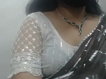 Stripchat Live Sex of Lovely_Siri_23