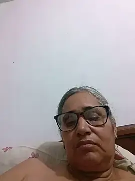 Stripchat Live Sex Cam of _candi