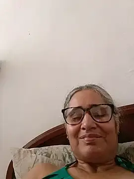 Stripchat Live Sex of _candi