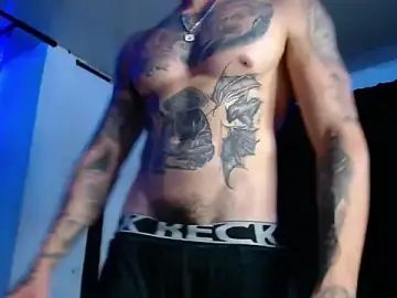 Stripchat Live Sex of Adam_Hudsond