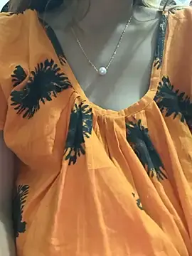 Stripchat Watch Live Sex Cams of Sujatab250