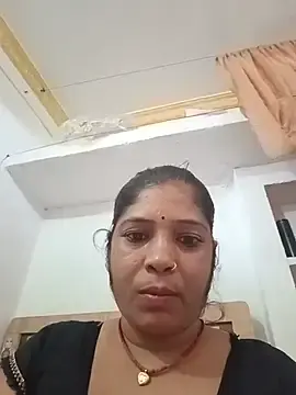 Stripchat Nude Webcam of Horney_Bhabhi