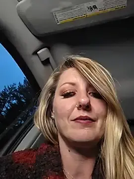 Stripchat Best live sex cam show of SheIsSomething