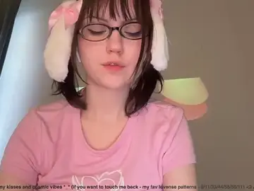 Stripchat Sex Cam of electric_babe