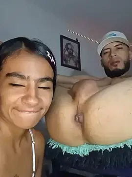 Stripchat Free Porn Cam of Leslly_