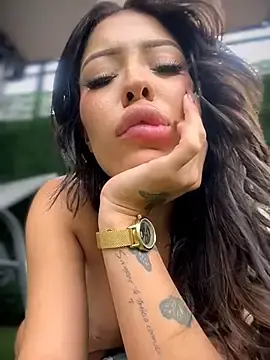 Stripchat Sex Cam of MystiqueXXX