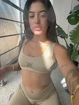 Stripchat Sex Cam of MystiqueXXX