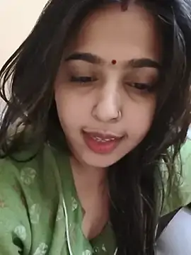 Stripchat Free Live Porn of Cute-Simmi69