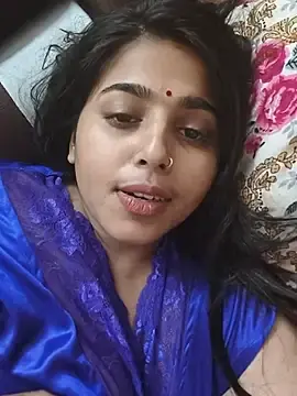 Stripchat Adult Webcam of Cute-Simmi69