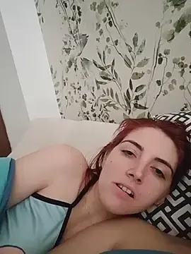 Stripchat Watch Live Sex Cams of Honeygirl08