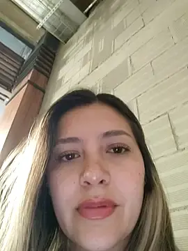 Stripchat Nude Webcam of alana_69