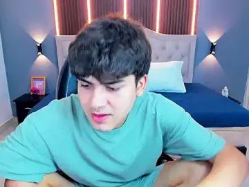 Stripchat Private Sex Chat of Tommy18__