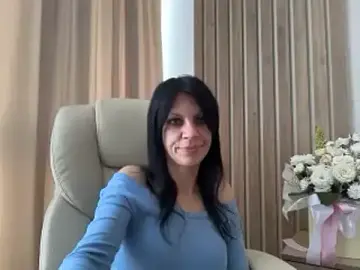 Stripchat Watch Live Sex Cams of InjaAtHome