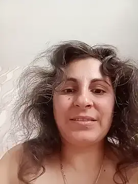 Stripchat Sex Cam of ShelaDiass