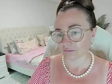 Stripchat Sex Cam of Vika73