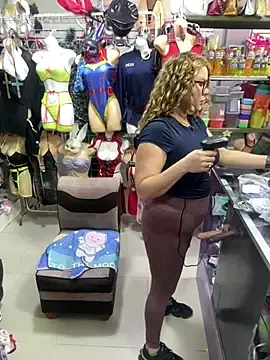 Stripchat Free Live Porn of ROSALIASSHOP