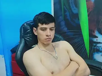 Stripchat Free Porn Cam of DEIBY_BABY
