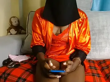 Stripchat Live Sex Cam of AFRIKANAH_01